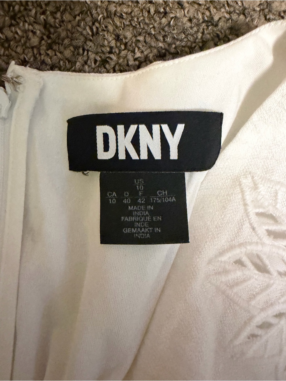 DKNY White Embroidered Long Sleeve Wrap Dress - Picture 5 of 6